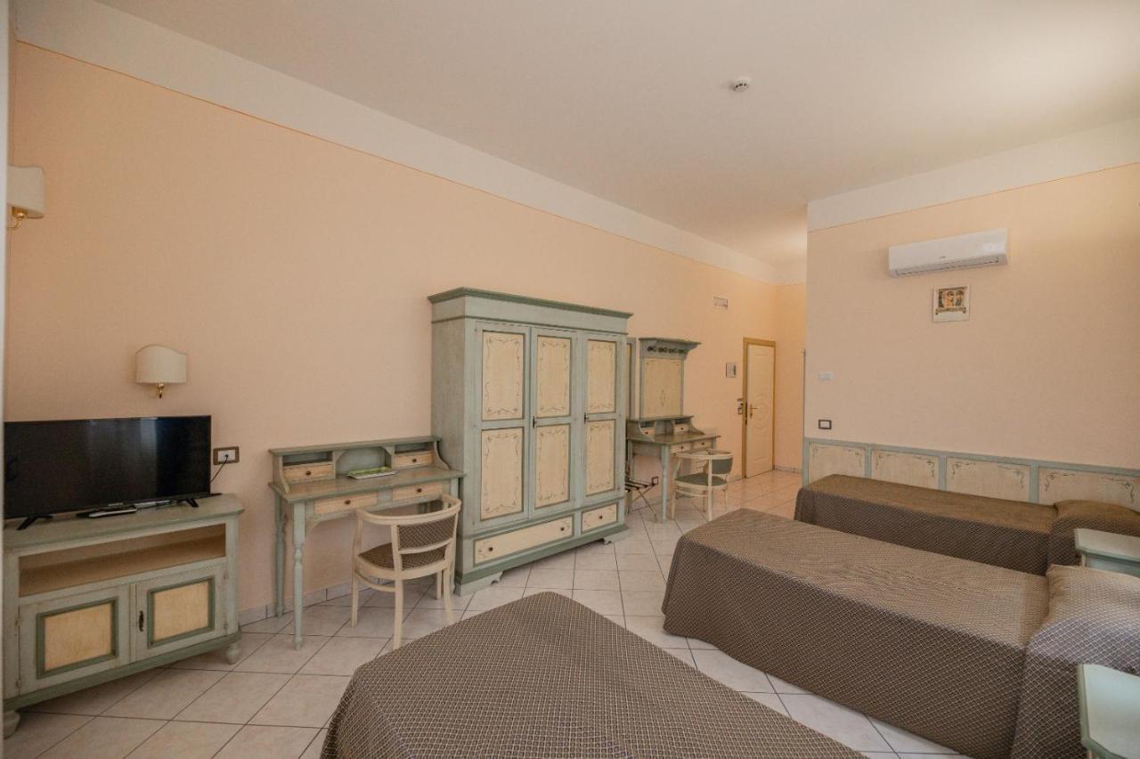 Villa Santa Margherita - B&B Кортона Екстериор снимка
