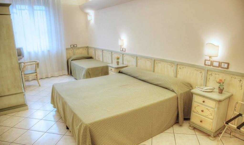 Villa Santa Margherita - B&B Кортона Екстериор снимка