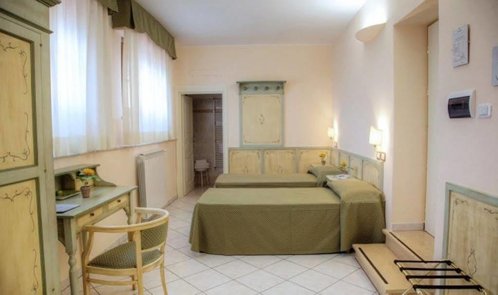 Villa Santa Margherita - B&B Кортона Екстериор снимка